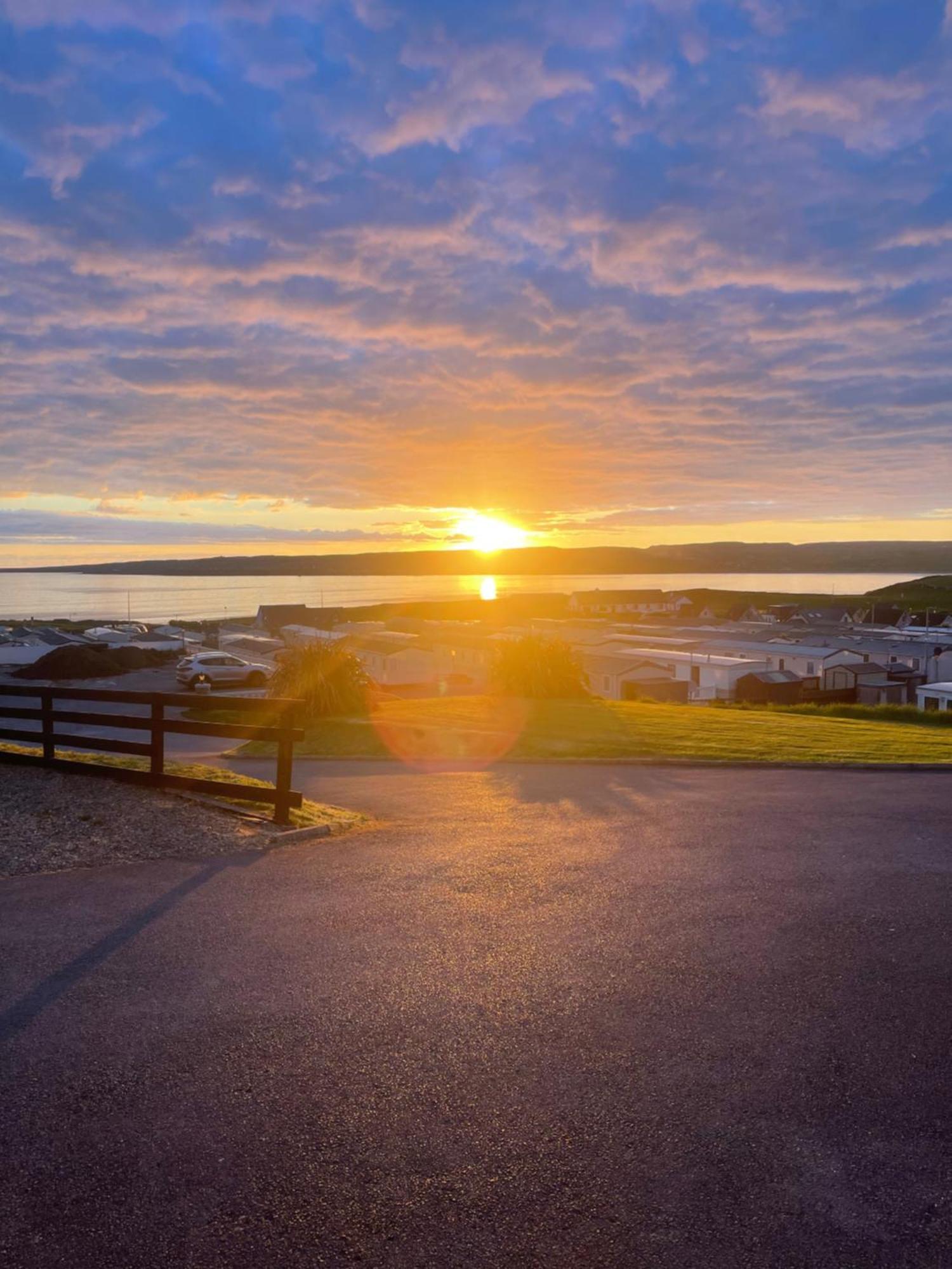 The View Acomodação com café da manhã Lahinch Exterior foto